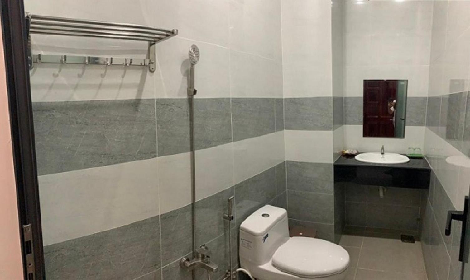 Khach San Hoang Kim Hotel Bac Lieu Luaran gambar